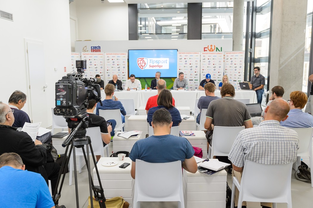 Tisková konference k zahájení florbalové sezóny 2016/2017