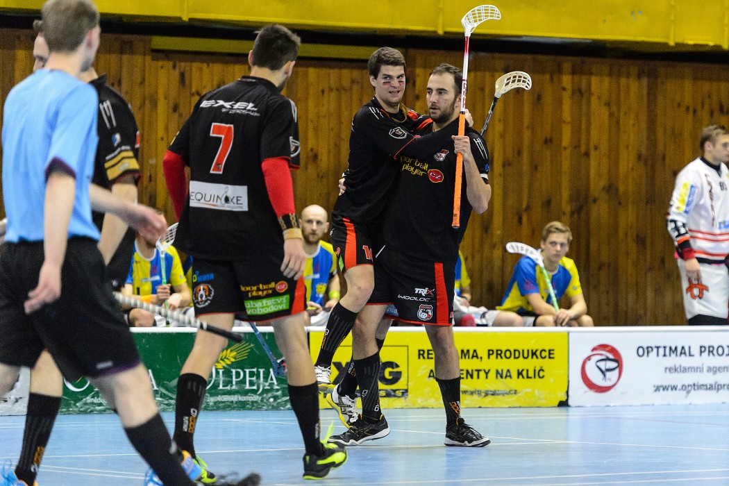 TJ Traverza Mukařov x T.B.C. Králův Dvůr - 4:3