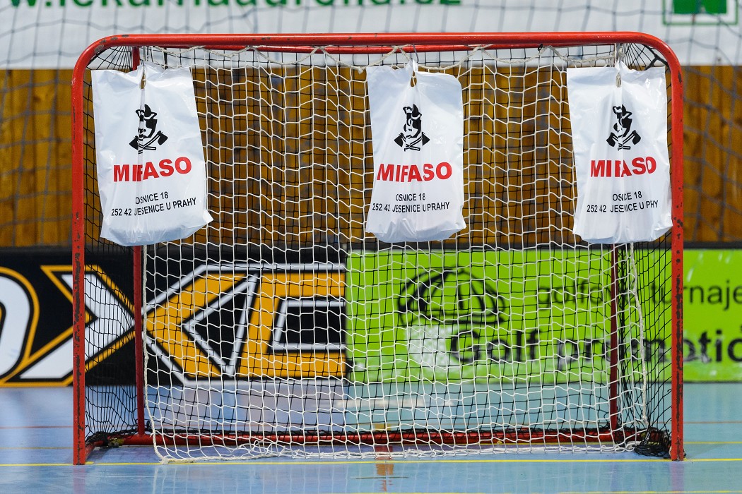 TJ Traverza Mukařov x T.B.C. Králův Dvůr - 4:3