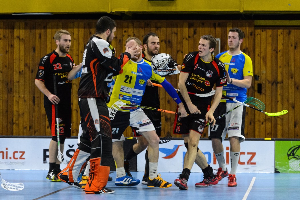 TJ Traverza Mukařov x T.B.C. Králův Dvůr - 4:3