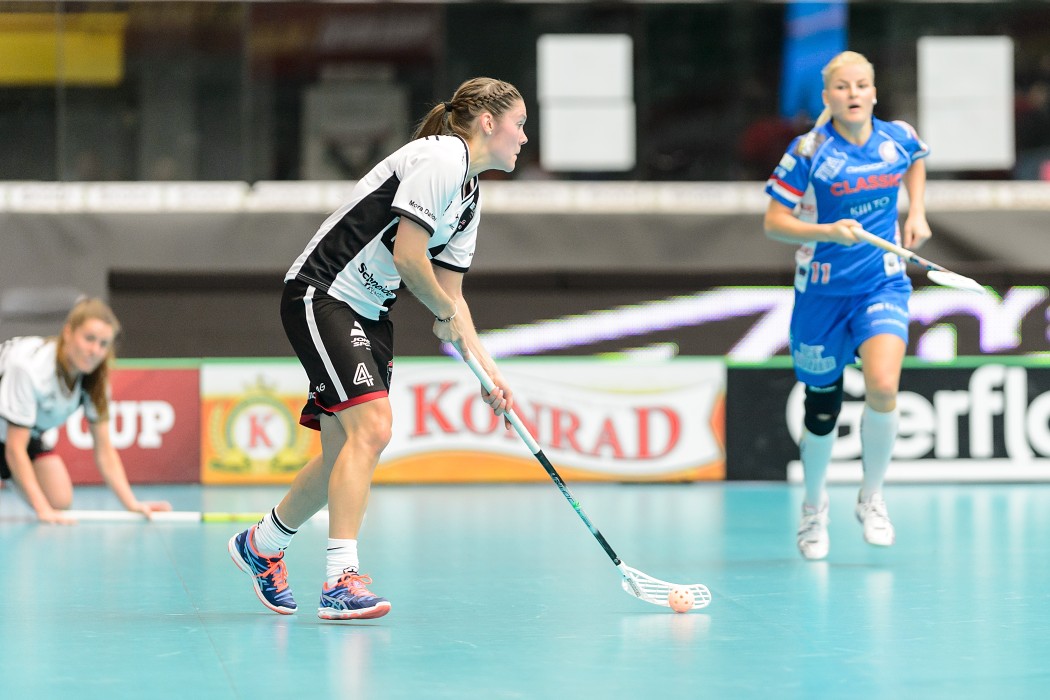 CHAMPIONS CUP 2015 WOMEN -  KAIS Mora IF vs Classic - 13:6