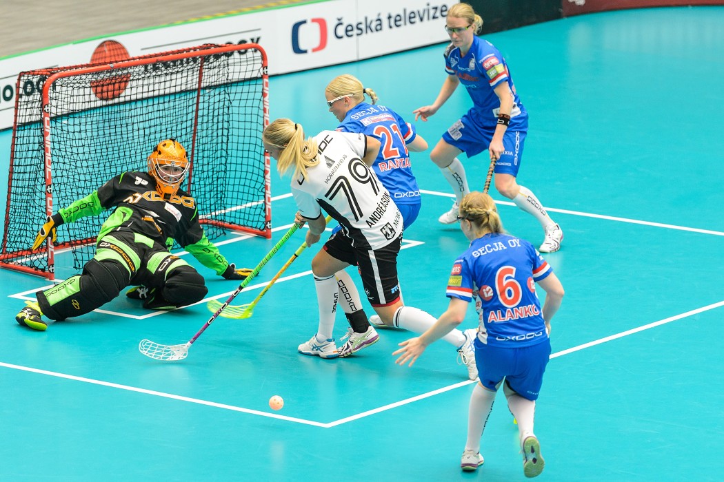 CHAMPIONS CUP 2015 WOMEN -  KAIS Mora IF vs Classic - 13:6