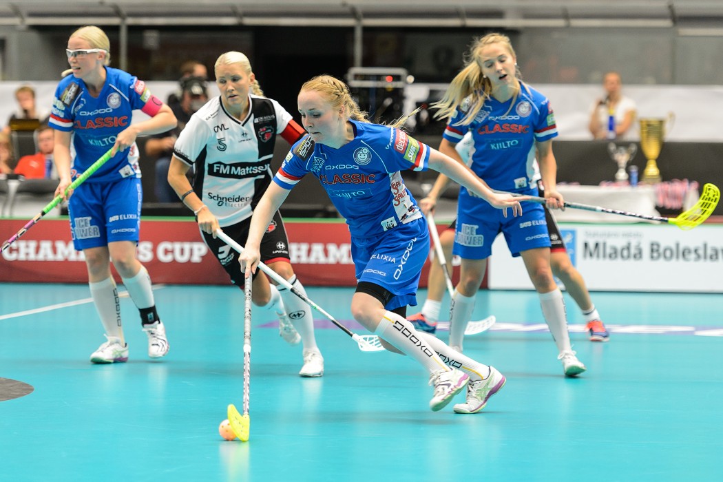 CHAMPIONS CUP 2015 WOMEN -  KAIS Mora IF vs Classic - 13:6