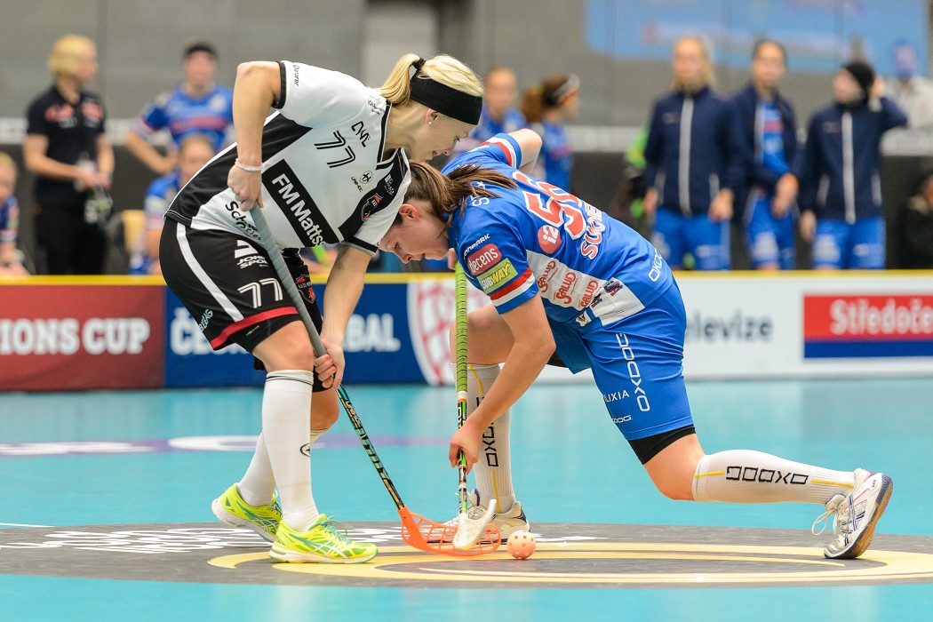 CHAMPIONS CUP 2015 WOMEN -  KAIS Mora IF vs Classic - 13:6