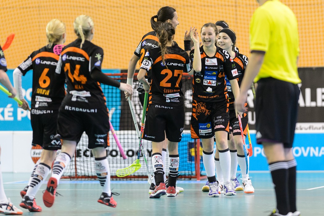 Finále Poháru České pojišťovny - Herbadent Praha 11 SJM vs