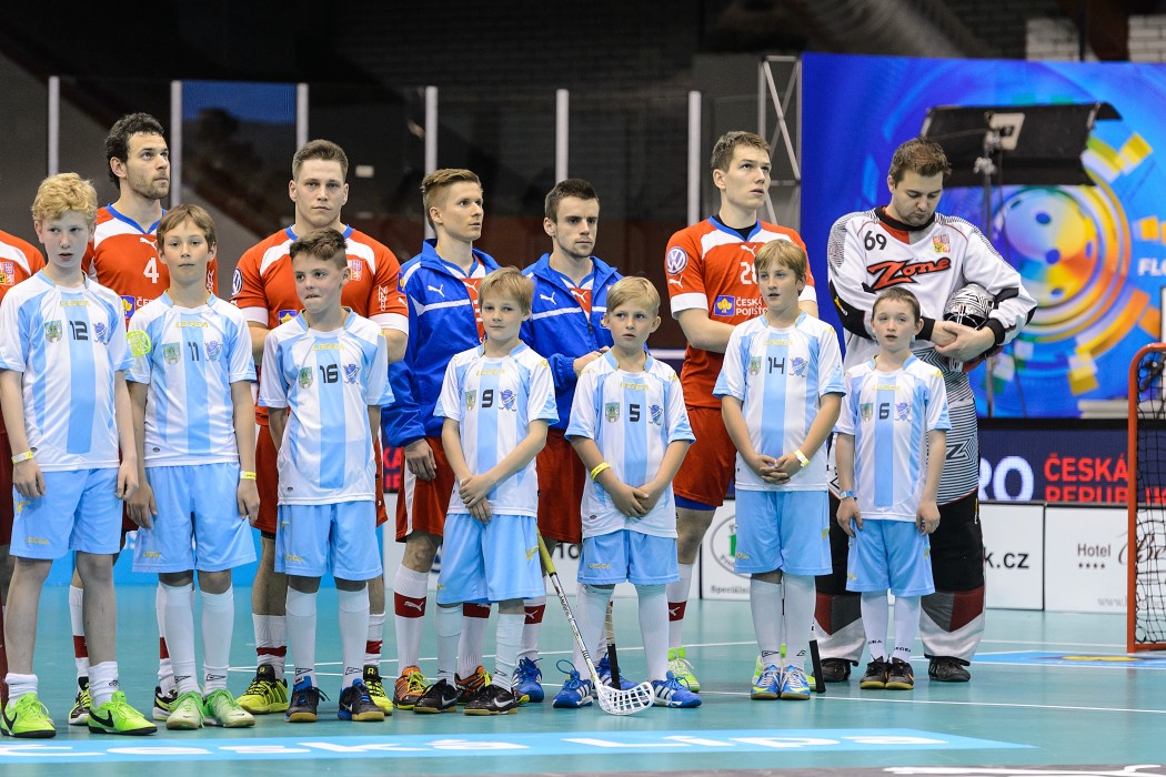 Euro Floorball Tour 2014 -  Czech Republic vs Sweden - 6:5