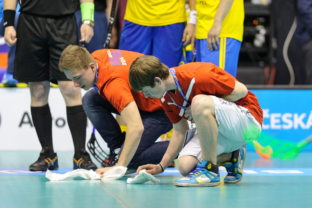 Euro Floorball Tour 2014 -  Czech Republic vs Sweden - 6:5