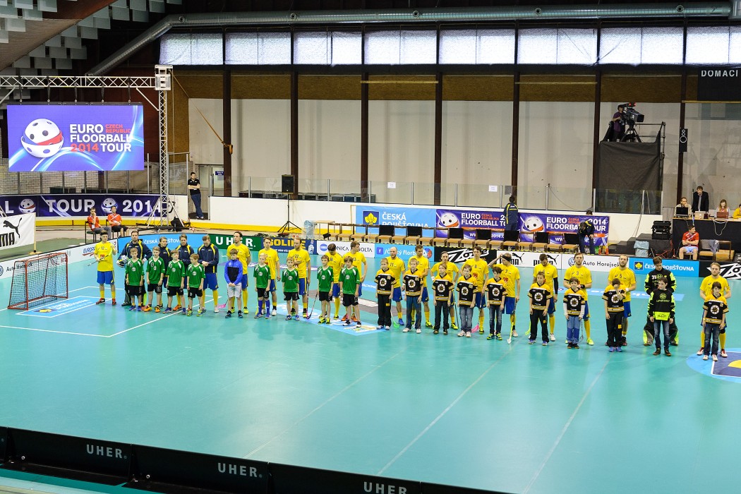 Euro Floorball Tour 2014 -  Sweden vs Finland - 2:7