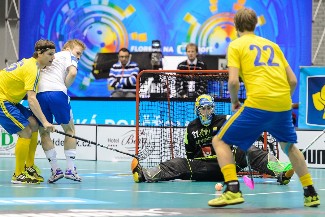 Euro Floorball Tour 2014 -  Sweden vs Finland - 2:7