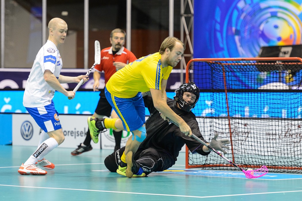Euro Floorball Tour 2014 -  Sweden vs Finland - 2:7