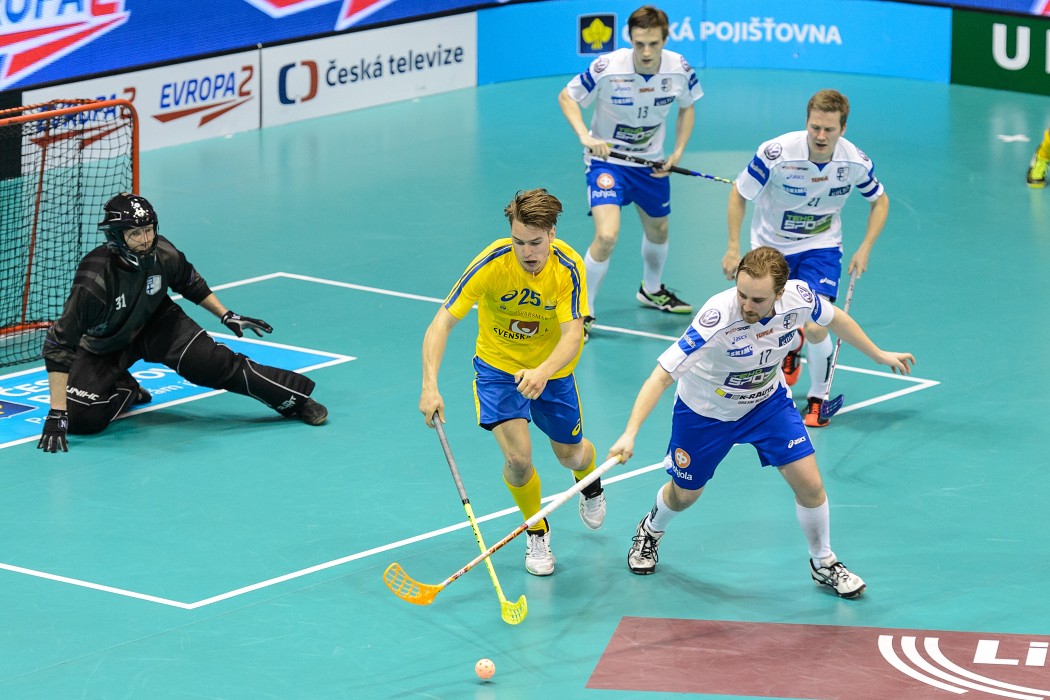 Euro Floorball Tour 2014 -  Sweden vs Finland - 2:7