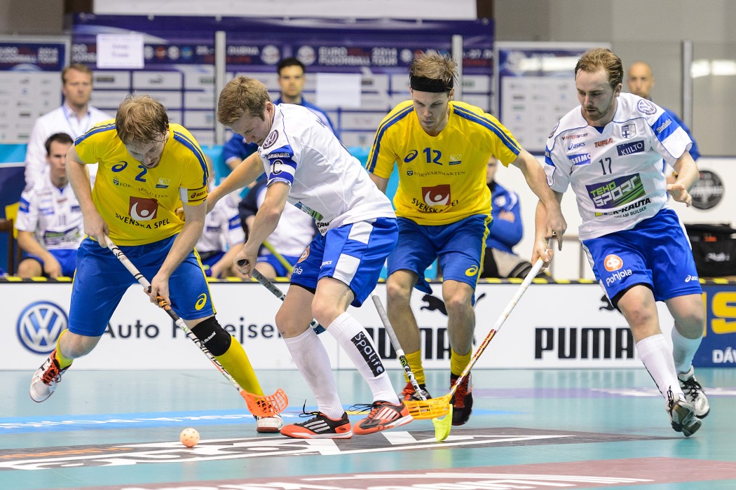 Euro Floorball Tour 2014 -  Sweden vs Finland - 2:7