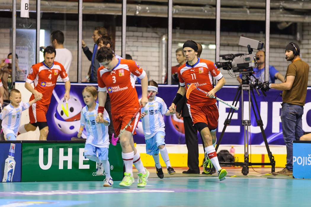 Euro Floorball Tour 2014 -  Czech Republic vs Switzerland - 8:7