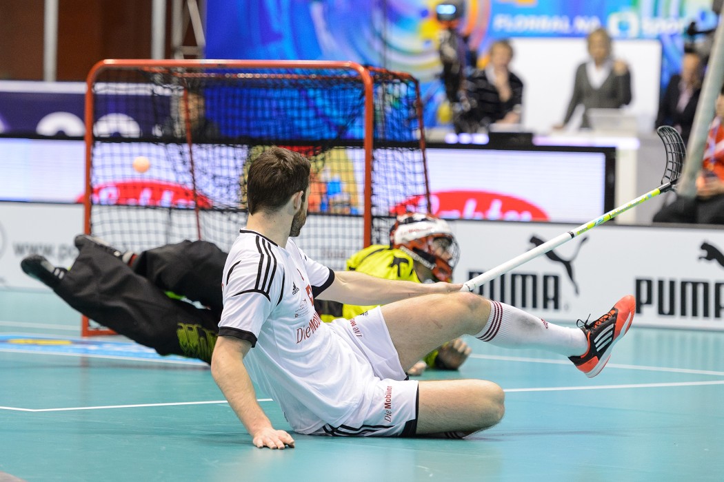Euro Floorball Tour 2014 -  Czech Republic vs Switzerland - 8:7