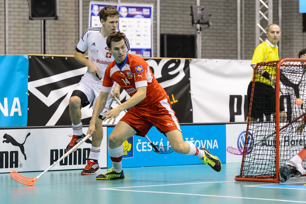 Euro Floorball Tour 2014 -  Czech Republic vs Switzerland - 8:7