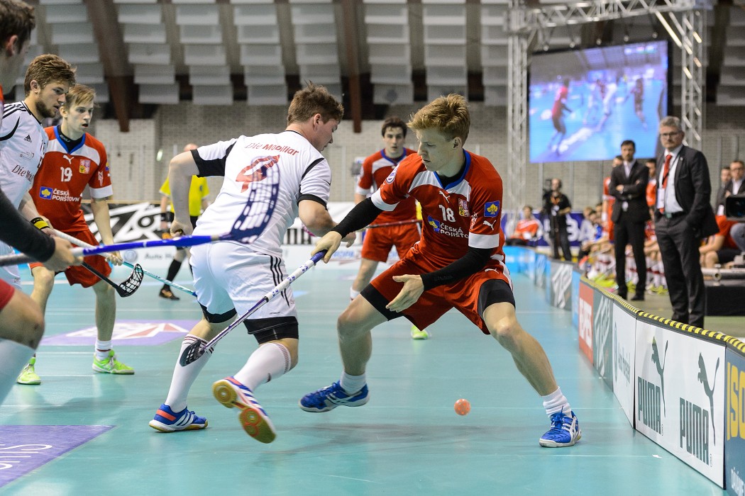 Euro Floorball Tour 2014 -  Czech Republic vs Switzerland - 8:7
