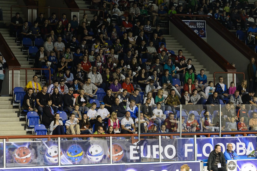 Euro Floorball Tour 2014 -  Czech Republic vs Switzerland - 8:7