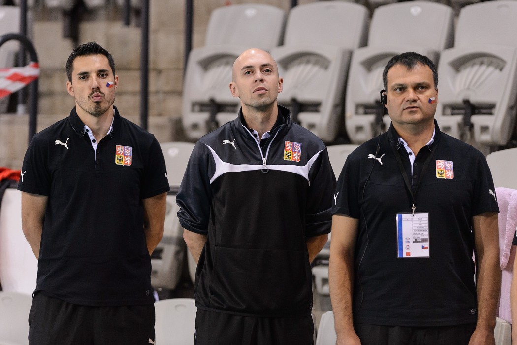 Euro Floorball Tour 2014 -  CZE WU19 vs FIN WU19 - 2:7