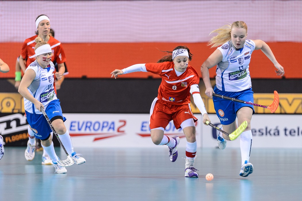 Euro Floorball Tour 2014 -  CZE WU19 vs FIN WU19 - 2:7