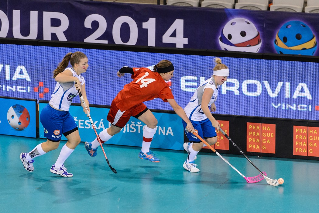 Euro Floorball Tour 2014 -  CZE WU19 vs FIN WU19 - 2:7