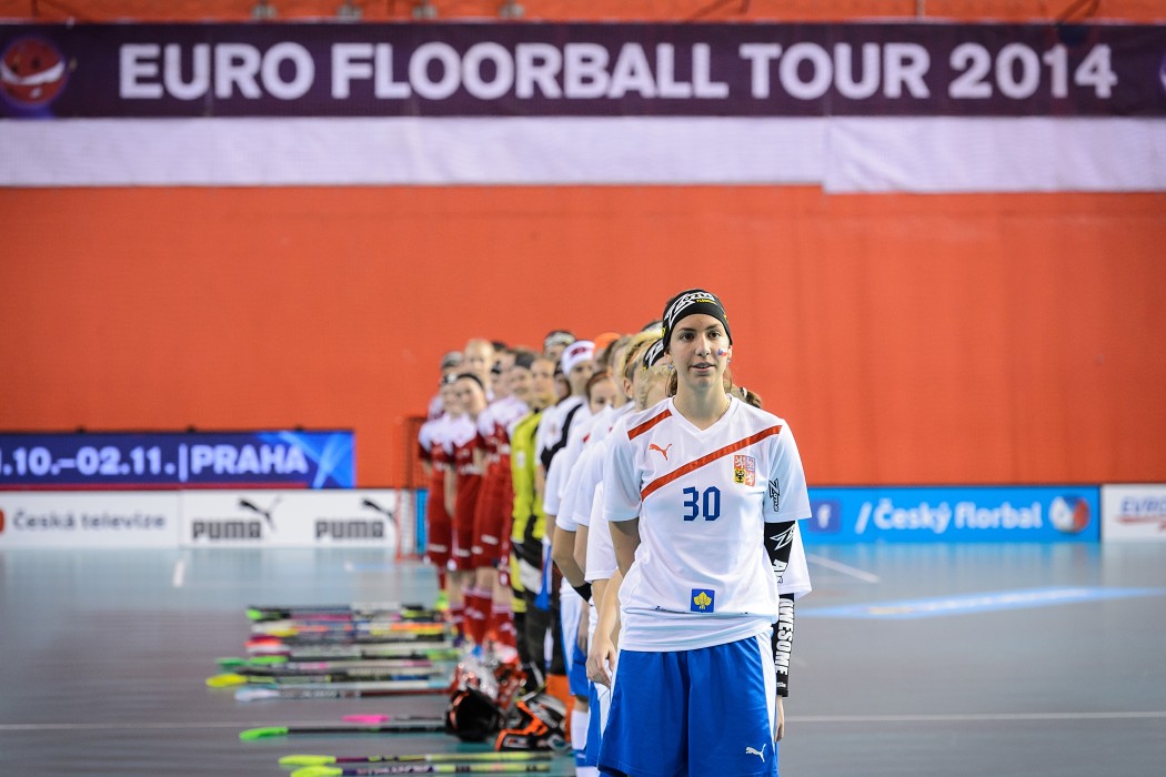 Euro Floorball Tour 2014 -  CZE WU19 vs SUI WU19 - 3:2