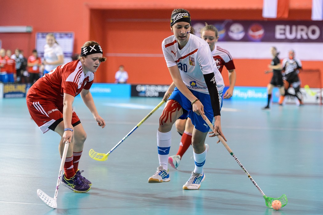 Euro Floorball Tour 2014 -  CZE WU19 vs SUI WU19 - 3:2