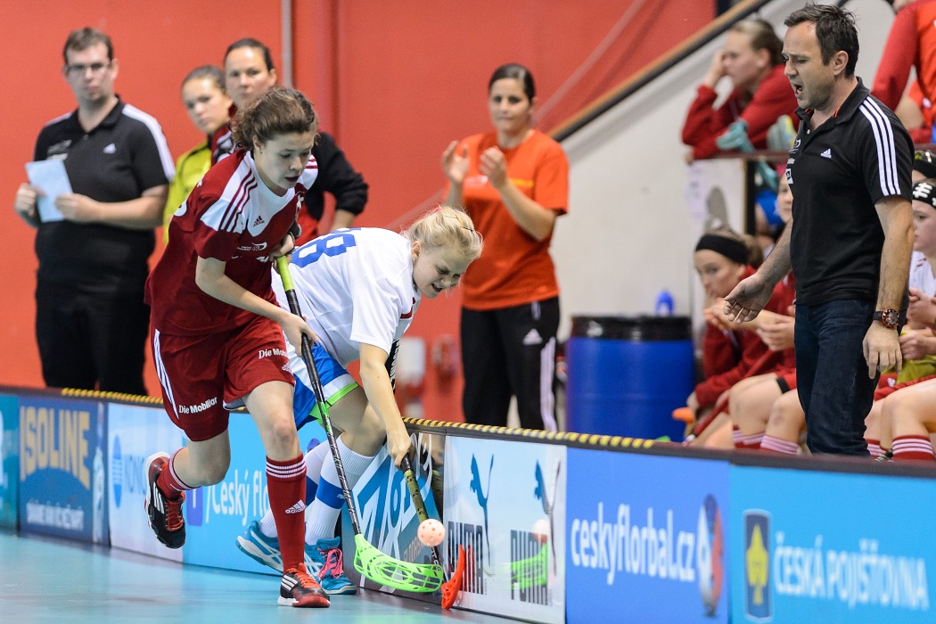 Euro Floorball Tour 2014 -  CZE WU19 vs SUI WU19 - 3:2