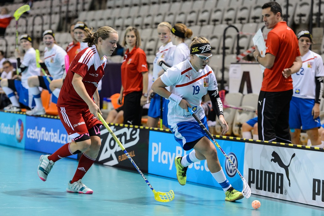 Euro Floorball Tour 2014 -  CZE WU19 vs SUI WU19 - 3:2