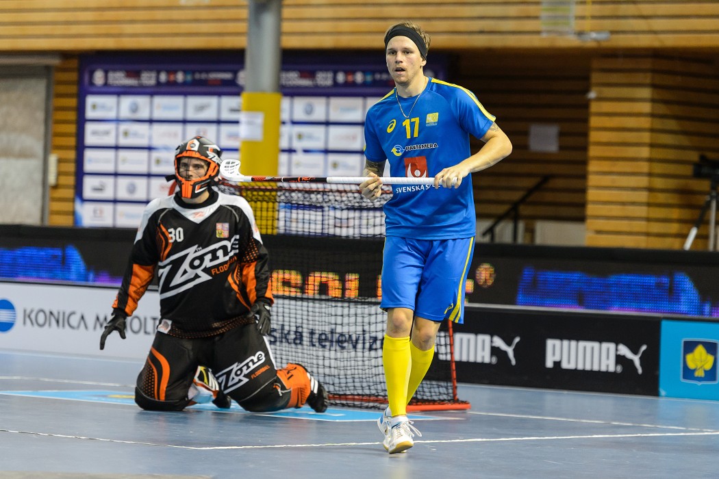 Euro Floorball Tour 2015 -  Czech Republic vs Sweden - 1:9