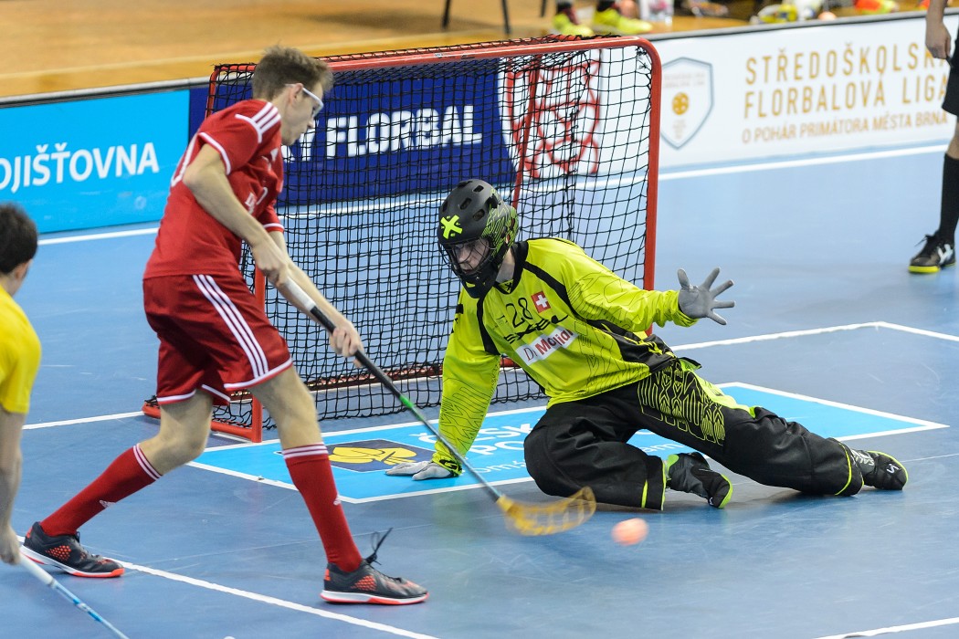 Euro Floorball Tour 2015 -  Switzerland U19 vs Sweden U19 - 7:11