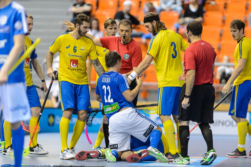 Euro Floorball Tour 2015 -  Sweden vs Finland - 5:4ps