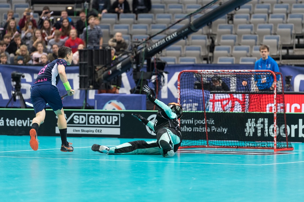 WFC 2018 - Singapore v Japan