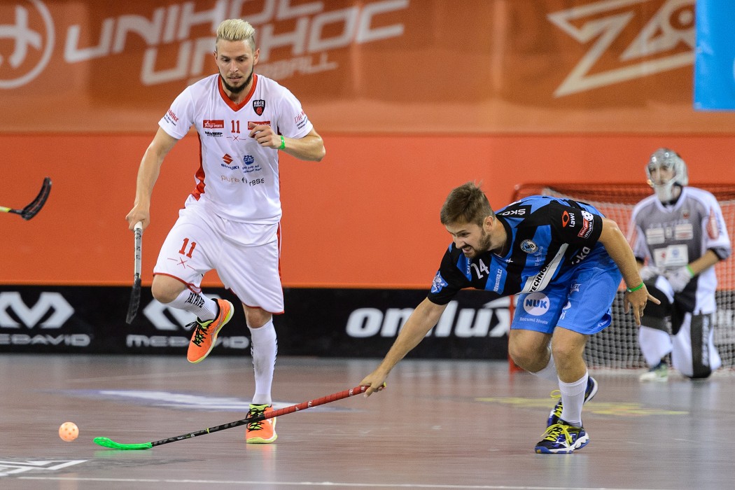 CZECH OPEN 2015 - semifinále - Floorball Köniz x Technology Fl