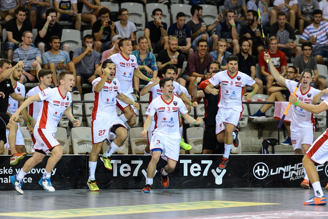 CZECH OPEN 2015 - semifinále - Floorball Köniz x Technology Fl